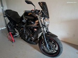 YAMAHA FZ6
