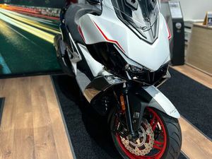 SCOOTER KYMCO XCITING 400 VS SE 2026 PROMO