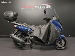 YAMAHA NMAX 125