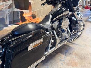 HARLEY DAVIDSON ELECTRA GLIDE ULTRA CLASSIC