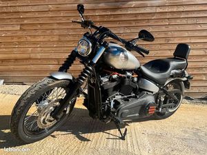 HARLEY DAVIDSON SOFTAIL STREET BOB FXBB