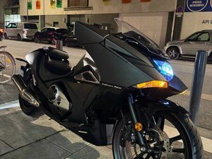 HONDA VULTUS NM4 750 1.500 KMS