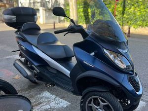PIAGGIO MP3 500 LT