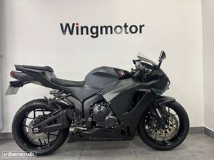 HONDA CBR 600 RR