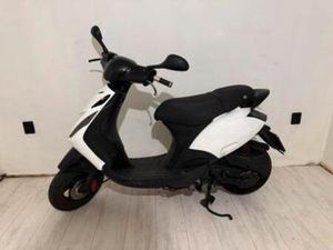 PIAGGIO ZIP 4T 50CC — SCOOTERS | PIAGGIO — MARKTPLAATS