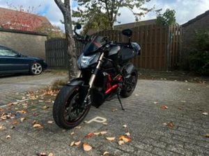 DUCATI STREETFIGHTER 848 TERMIGNONI 2012 — MOTOREN | DUCATI — MARKTPLAATS