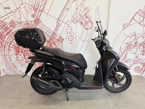 VENDO HONDA SH 125I SPORT (2024 - 25) USATA A MILANO (CODICE 9877105) - MOTO.IT