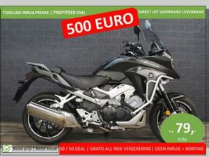 HONDA VFR 800 X CROSSRUNNER ABS (BJ 2014) VFR800 NIEUW MODEL — MOTOREN | HONDA — MARKTPLAATS