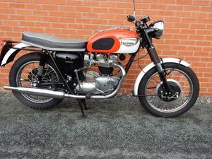 TRIUMPH BONNEVILLE T120 649 CC 1967 MATCHING NUMBERS