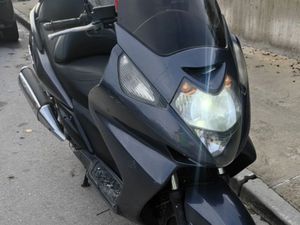 HONDA SILVER WING →