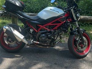SUZUKI SV650