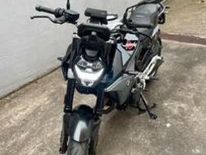 BMW F 900 R BLACK STORM METALLIC