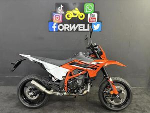 KTM 125 SMC R