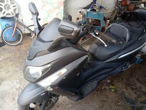 SCOOTER SYM GTS 125 ALGUEIRÃO-MEM MARTINS