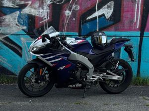 APRILIA RS 125 TIEFER GELEGT