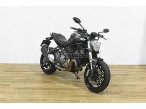DUCATI - MONSTER 821