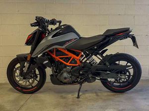 KTM 390 DUKE ABS ARGENTO