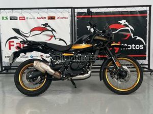 ROYAL ENFIELD - HIMALAYAN 410