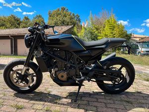 HUSQVARNA VITPILEN 701 MOTO