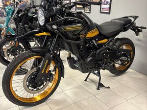 ROYAL ENFIELD HIMALAYAN 450 2025