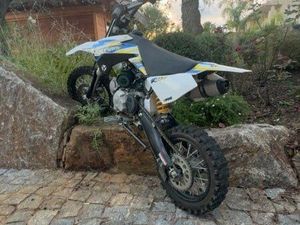 DIRT 125 YCF