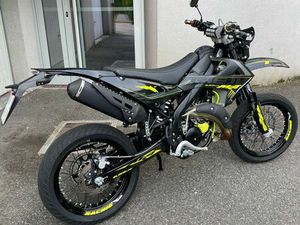 REIGU MRT TROPHY BLACK ÉDITION LIMITÉE 2025