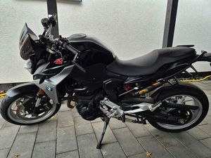 BMW F900R, ALLE PAKETE,SPORTAUSPUFF,WINDSCHILD,SPIEG