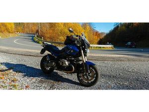 BMW R1200R