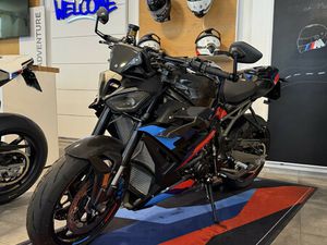 M 1000 R COMPETITION + 3 JAHRE/30.000KM GRATIS SERVICE !!!