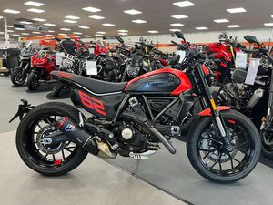 DUCATI SCRAMBLER 800 FULL THROTTLE A2 VERSAND AB 199 €