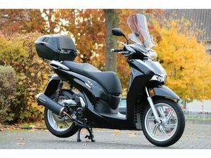 HONDA SH 350I SCHWARZ