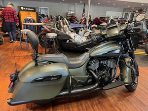 2023 INDIAN MOTORCYCLE® CHIEFTAIN® DARK HORSE®