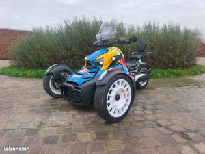 CAN AM RYKER 2 PLACES