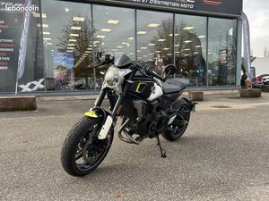 CF-MOTOS CLX 700 SPORT ( PERMIS A2 )