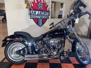 2002 SOFTAIL® DEUCE®