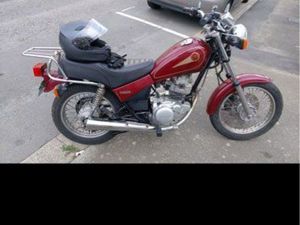 YAMAHA SR125