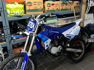 85 YZ