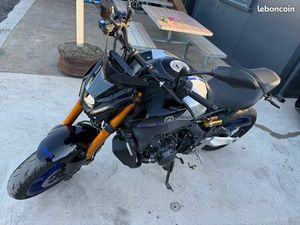 MOTO YAMAHA MT 09 SP