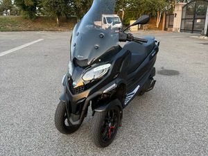 PIAGGIO MP3 400