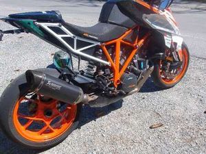 SUPER DUKE R AKRAPOVIC ORIGINAL DEKOR
