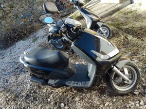 PEUGEOT VIVACITY →