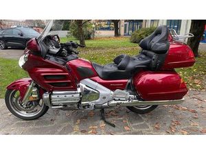 VENDO HONDA GL 1800 GOLD WING (2000 - 05) USATA A LEGNANO (CODICE 9877436) - MOTO.IT