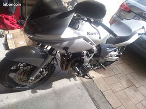 KAWASAKI ZR7S GRISE 48500KMS BEG
