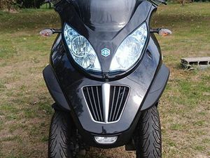 PIAGGIO 400 MP3