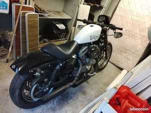 VEND HARLEY DAVIDSON 883