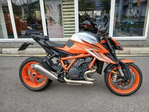 KTM 1290 SUPER DUKE R