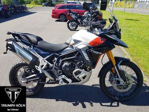 TRIUMPH TIGER 900 RALLY PRO BLACK WEEKS DEAL