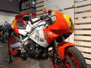 YAMAHA XSR 900 GP 2024 890 CM3 | MOTO SPORTIVE | 5 000 KM | BLANC | 38300 RUY MONTCEAU