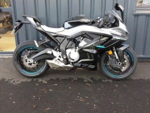 CF MOTO 675 SR R 2025 675 CM3 | MOTO SPORTIVE | 1 175 KM | NOIR | 22100 QUEVERT