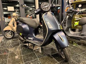 VESPA GTS300 SUPERTECH, NEUFAHRZEUG, BLAU ENERGICO MATT, SOFORT